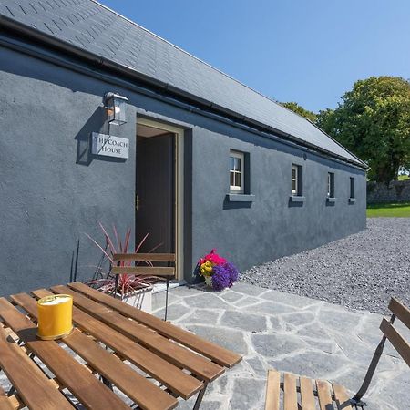 Coach House Cottage On The Shores Of Lough Corrib Galway Exterior photo